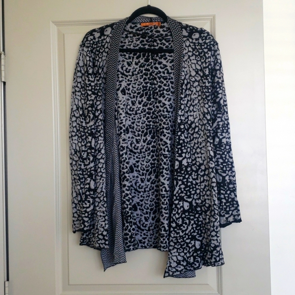 Leopard Print Cardigan - Picture 3 of 6